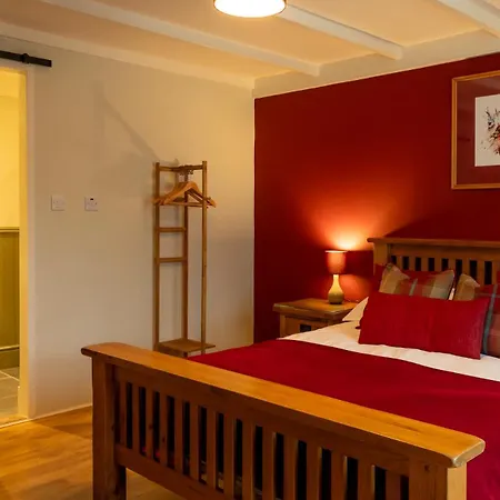 Bridgend House B&B-2