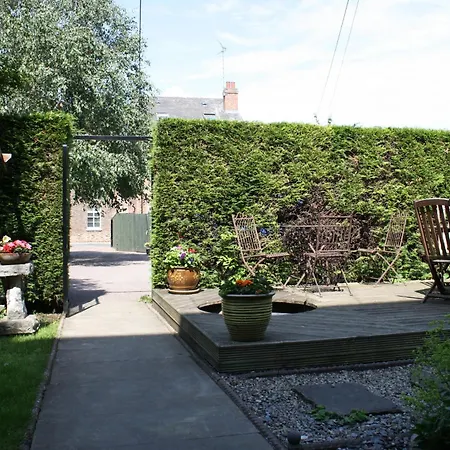 Holmwood House Guest Accommodation-3