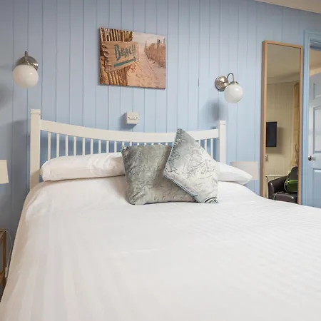 The Grafton Guest House-3