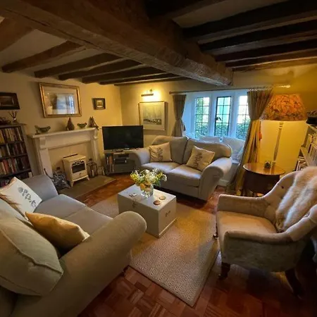 Sycamore Cottage-3