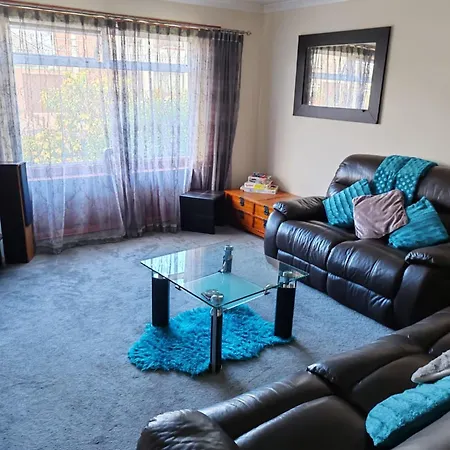 Wallace View - Holiday Home-2