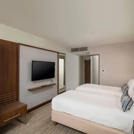 Courtyard By Marriott Inverness Airport-2