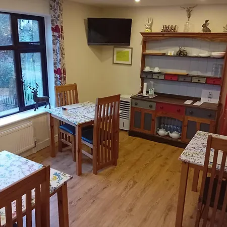 Middle House-3