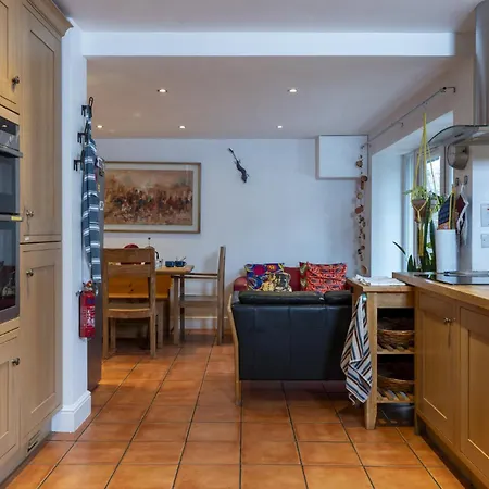 Sandford Meadow Guest House-2