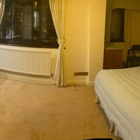 Cotswold House-3