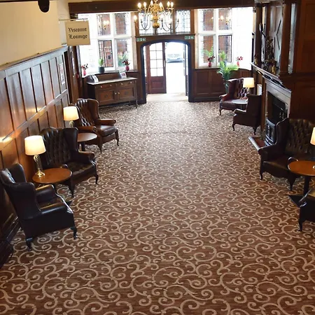 Russ Hill Hotel-3