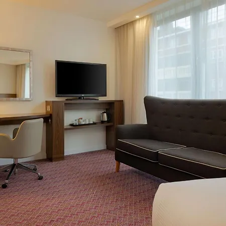 Hampton By Hilton London Waterloo-2