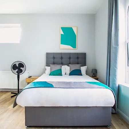 Oyo Studiotel Great Yarmouth - Modern Hotel Apartments-3