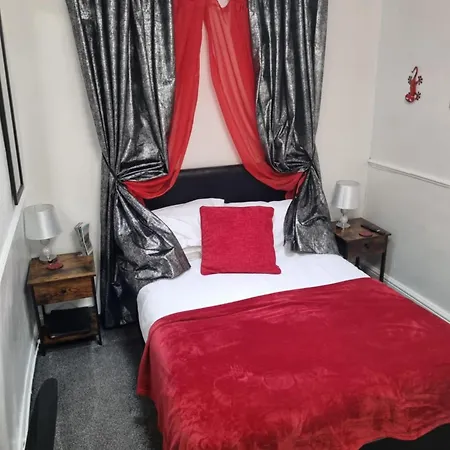 Virginia Cottage Guest House-3