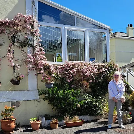 Marmalade Bed & Breakfast-2