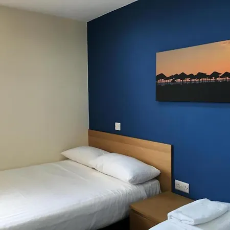 Oyo Wave Crest Hotel-3