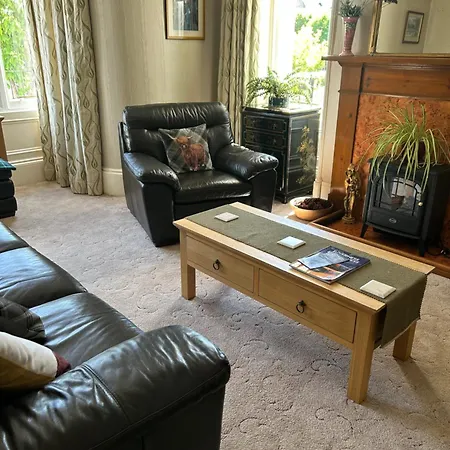 Inverglen Guest House-2