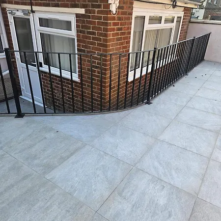 Inn By The Sea, Portsmouth - En Suite Rooms With Sea View Possible, Parking Ev 22Kw-2