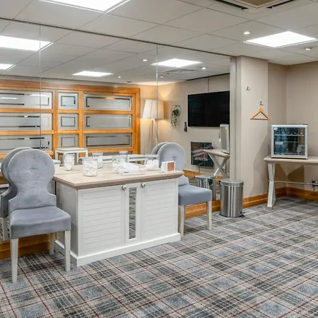 Airport Inn Manchester-3