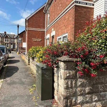 St Anne'S Road Guest House-3