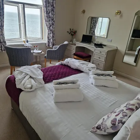 Redcliffe Hotel-3