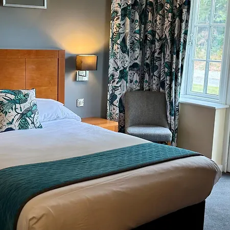 Wild Pheasant Hotel & Spa-3
