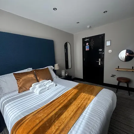 Sinclair'S Rooms-2
