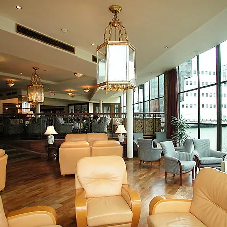 Britannia International Hotel Canary Wharf-2
