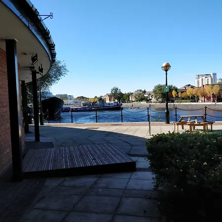 Copthorne Hotel Manchester Salford Quays-3