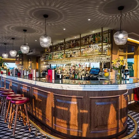 The Varsity Hotel & Spa-2