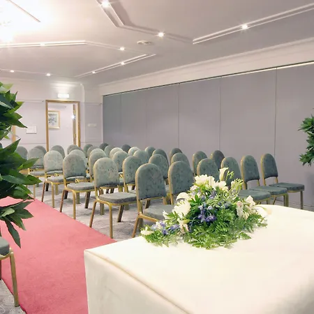 Holiday Inn A55 Chester West By Ihg-3