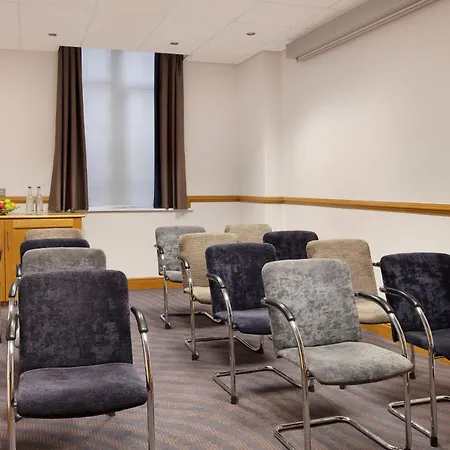 Leonardo Hotel London Croydon-2