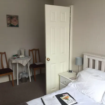 Newburgh Guesthouse-3