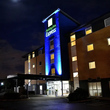Holiday Inn Express Birmingham Star City By Ihg-2