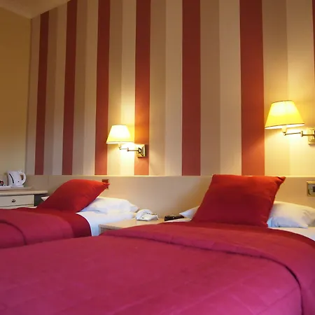 Thistle Hotel-3