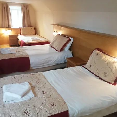 Cumberland Hotel-2