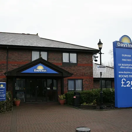 Super 8 By Wyndham Durham-2