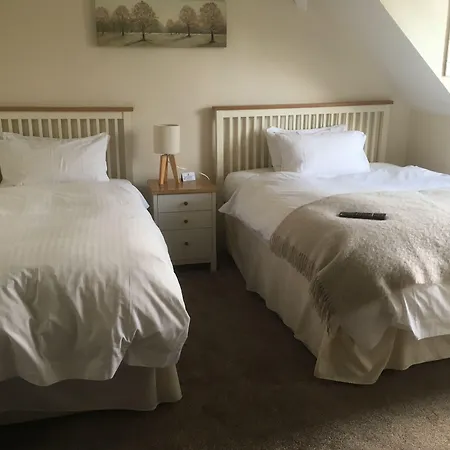 Elmdon Lodge-2