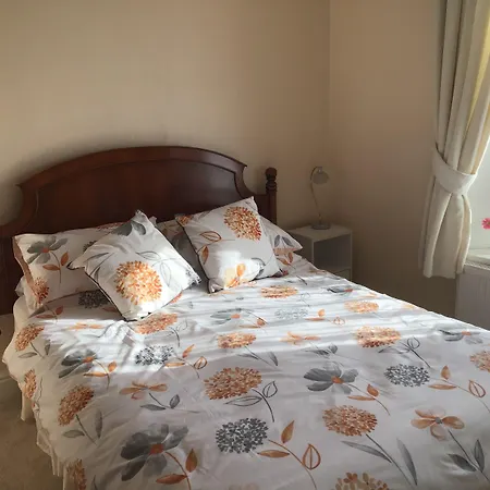 Drakewalls Bed & Breakfast-2