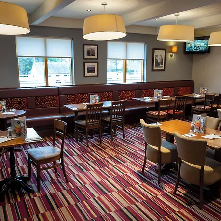 Wellington Hotel By Greene King Inns-3
