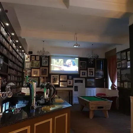 The Royal Hotel-3