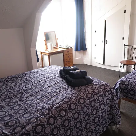 Boaters Guesthouse-3