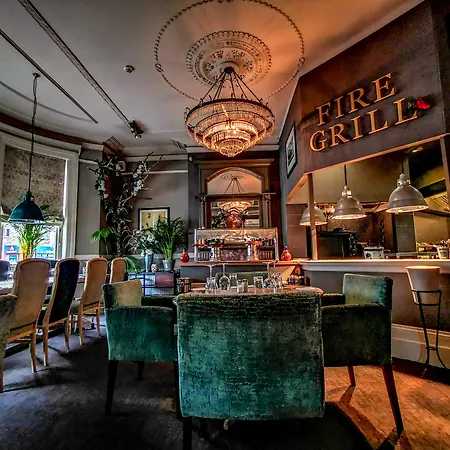 Ox Hotel, Bar, & Grill-3