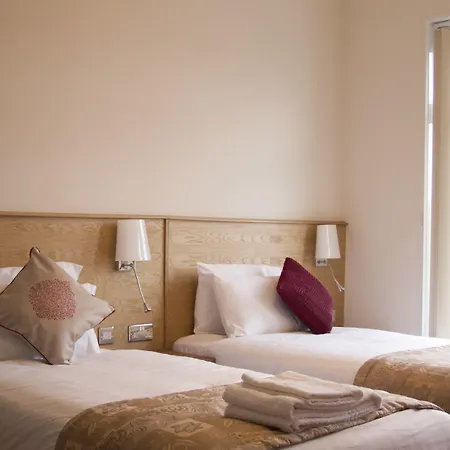 Somerfield Lodge-3