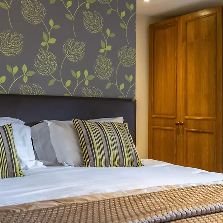 The Stratford Park Hotel & Golf Club-2