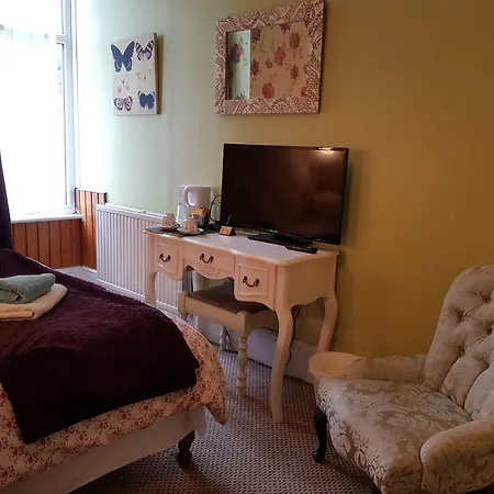 Adams Guest House-3