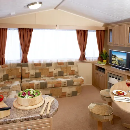Newperran Holiday Resort By Away Resorts-3