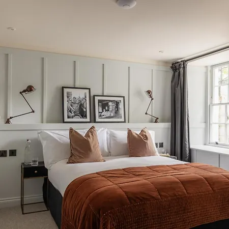 The George-3