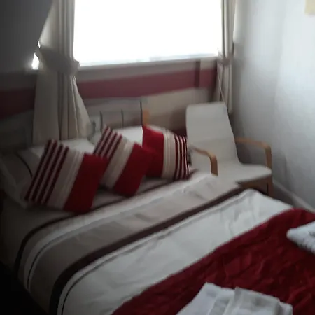 Glenavon Guest House-2
