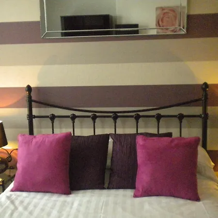 Glenavon Guest House-3