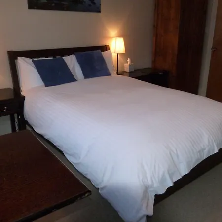 Amherst Guesthouse-3