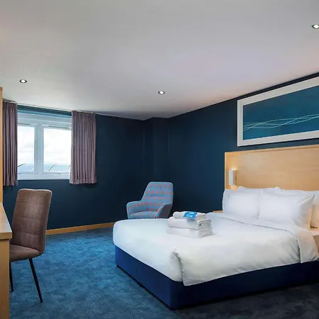 Travelodge Inverness Fairways-2