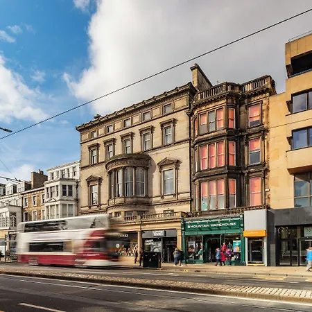 Easyhotel Edinburgh-3