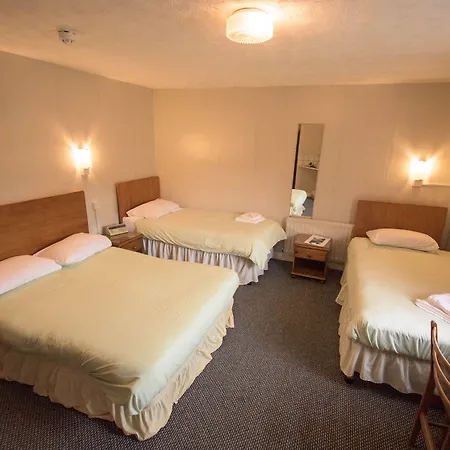 Pinegrove Hotel-3