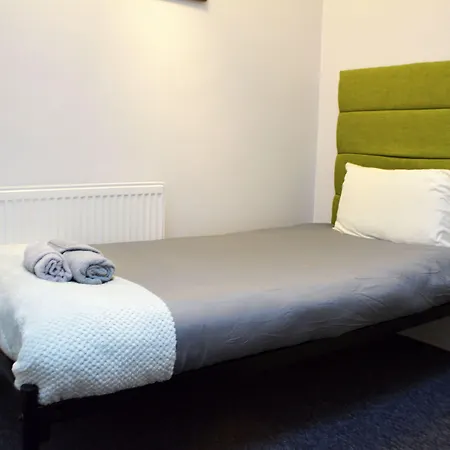 Gorton Mount Hotel Manchester-3